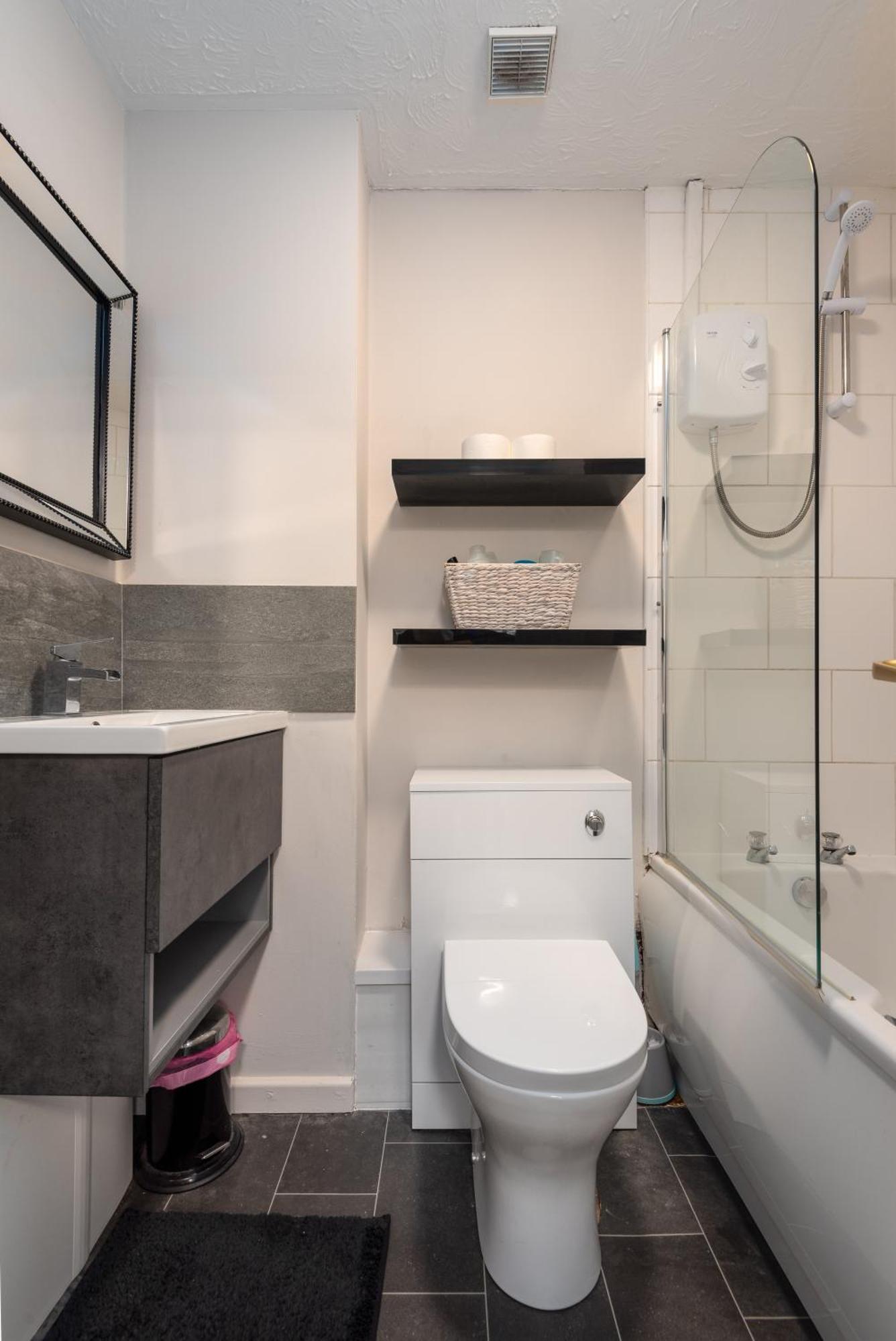 Worcester Fabulous Cherry Tree Mews Self Check In Dogs Welcome By Prior Arrangement , 2 Double Bedrooms ,Super Fast Wi-Fi, With Free Off Road Parking For 2 Vehicles Near Royal Hospital And Woodland Walks Exteriör bild