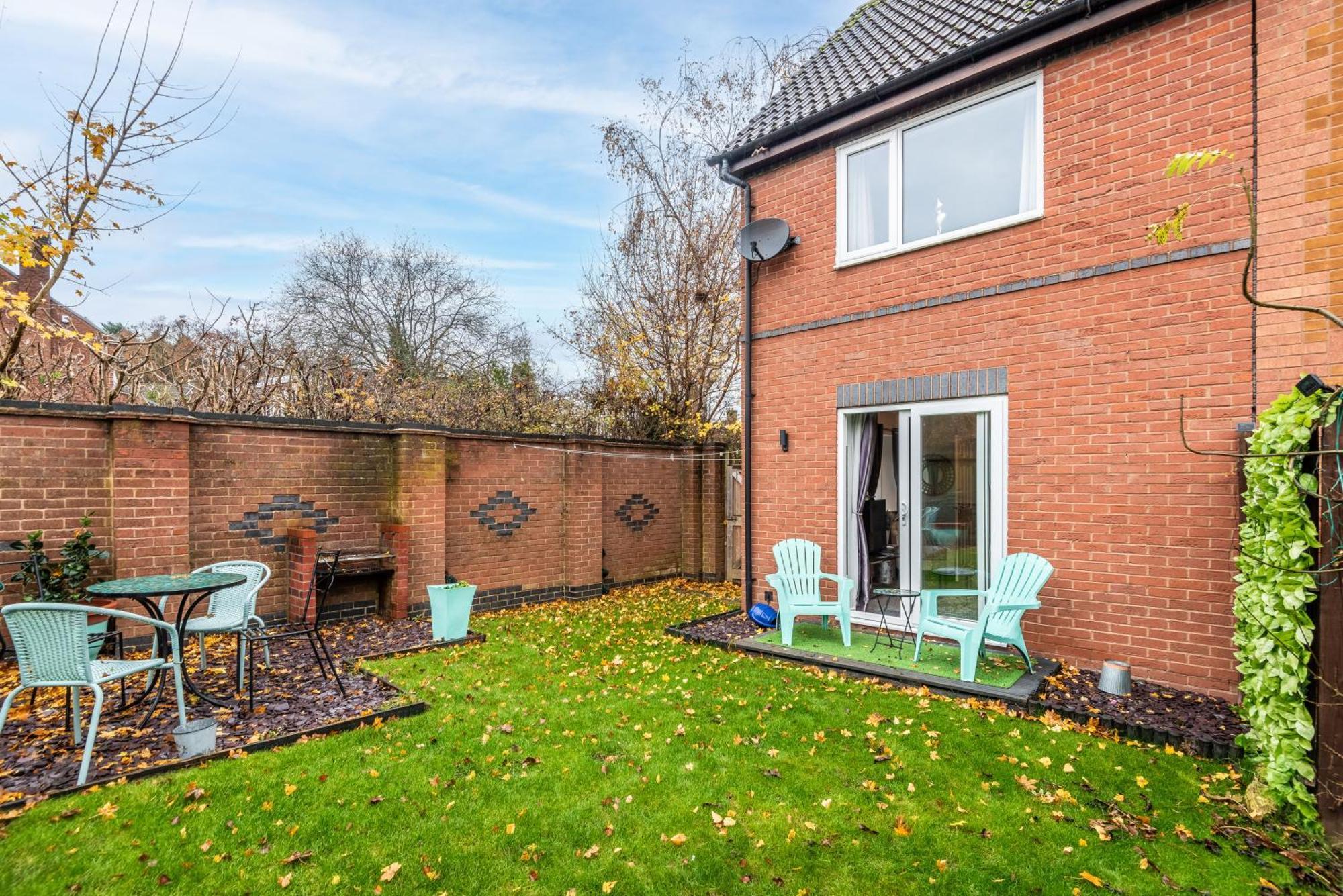Worcester Fabulous Cherry Tree Mews Self Check In Dogs Welcome By Prior Arrangement , 2 Double Bedrooms ,Super Fast Wi-Fi, With Free Off Road Parking For 2 Vehicles Near Royal Hospital And Woodland Walks Exteriör bild