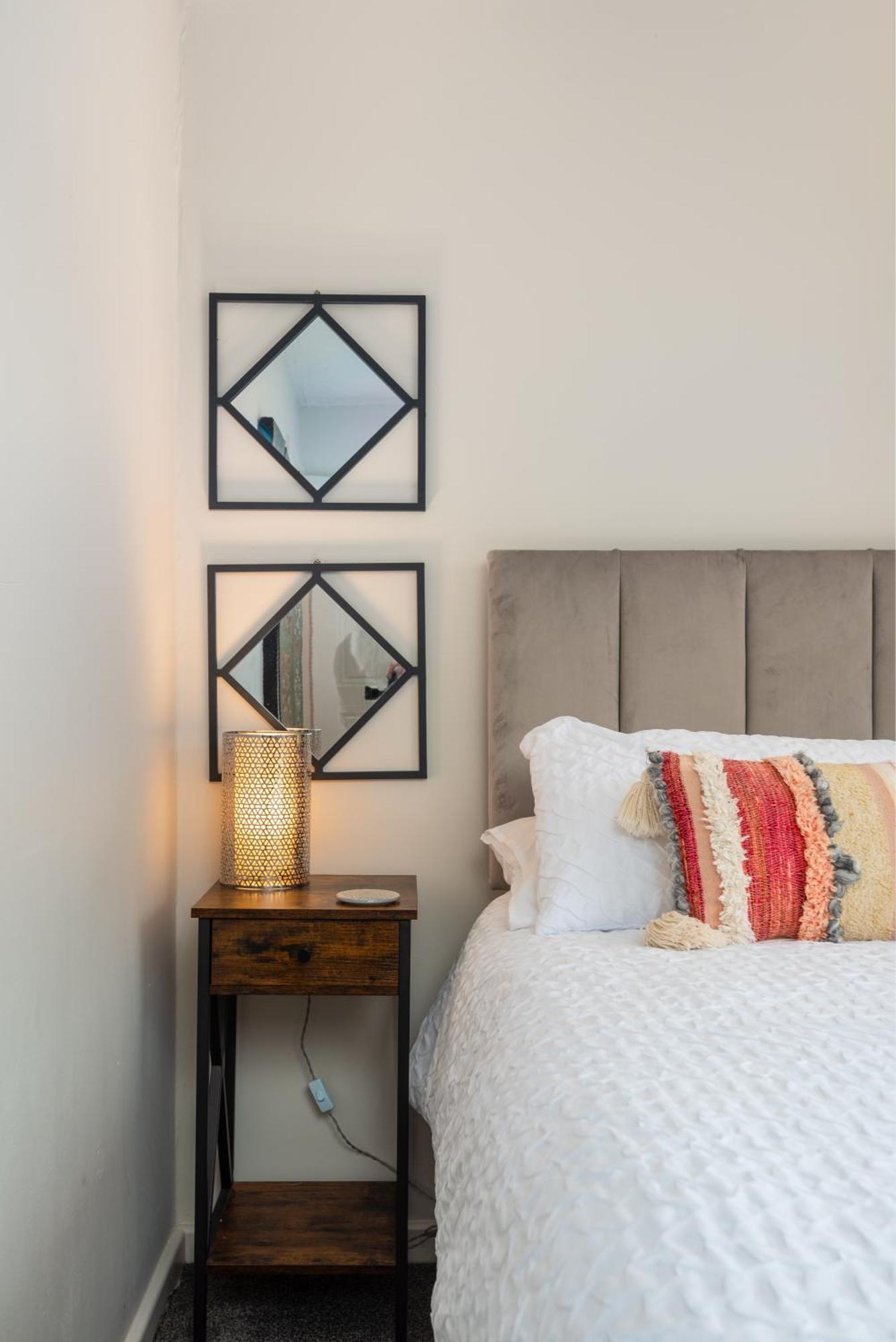 Worcester Fabulous Cherry Tree Mews Self Check In Dogs Welcome By Prior Arrangement , 2 Double Bedrooms ,Super Fast Wi-Fi, With Free Off Road Parking For 2 Vehicles Near Royal Hospital And Woodland Walks Exteriör bild
