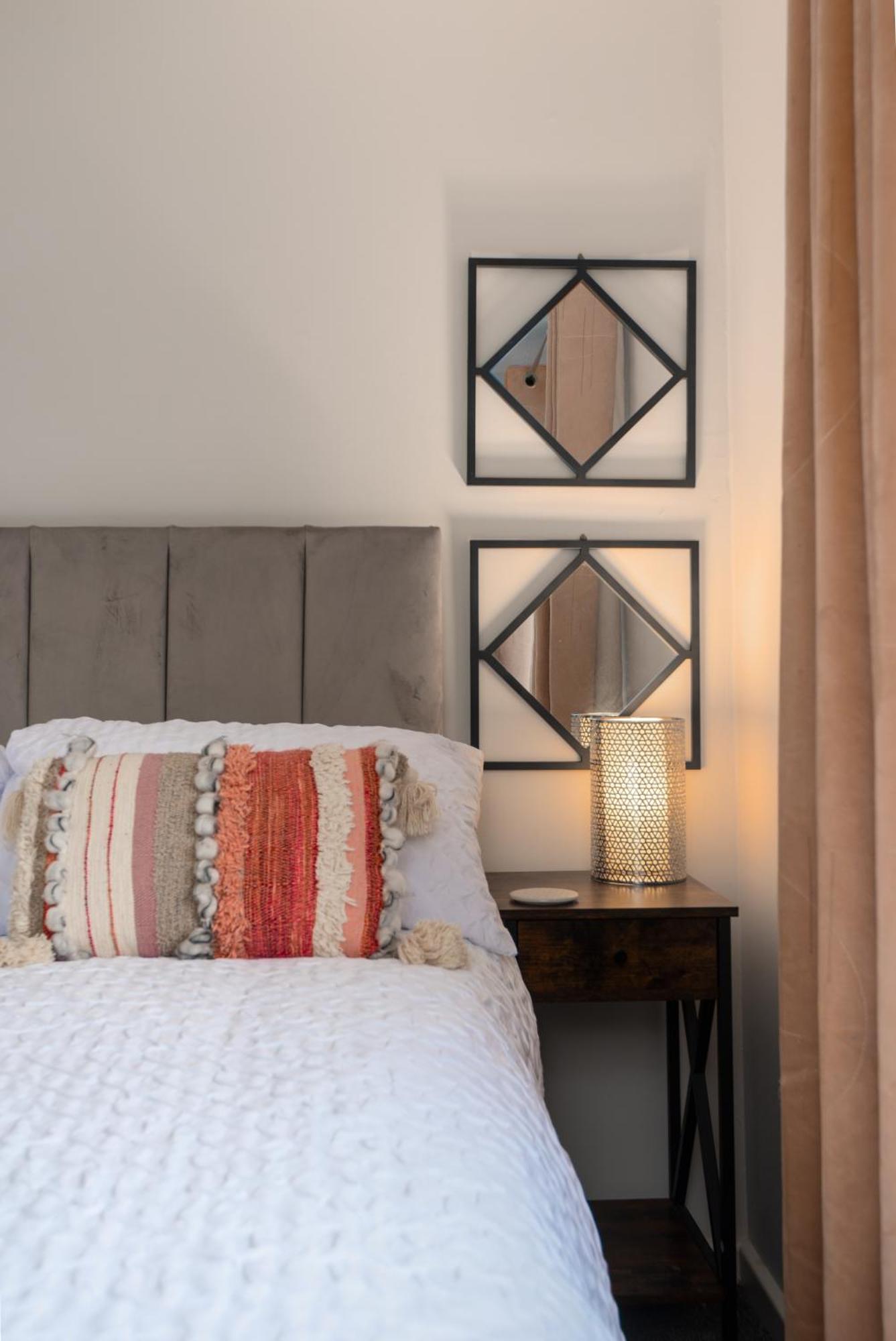 Worcester Fabulous Cherry Tree Mews Self Check In Dogs Welcome By Prior Arrangement , 2 Double Bedrooms ,Super Fast Wi-Fi, With Free Off Road Parking For 2 Vehicles Near Royal Hospital And Woodland Walks Exteriör bild